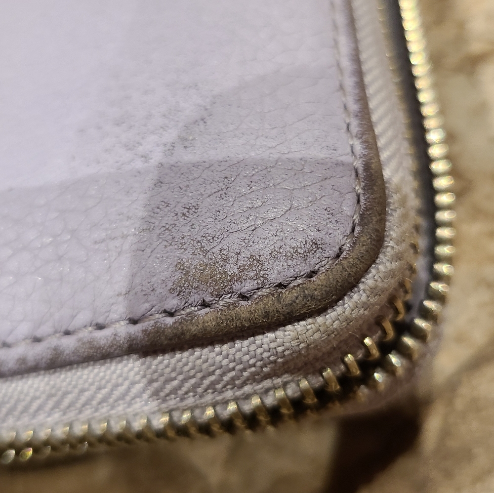 Michael Kohrs Purse and Wallet Set in Lilac - Picture 12 of 13